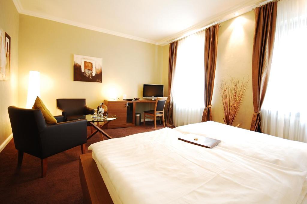 Hotel Binz Bernkastel-Kues Cameră foto