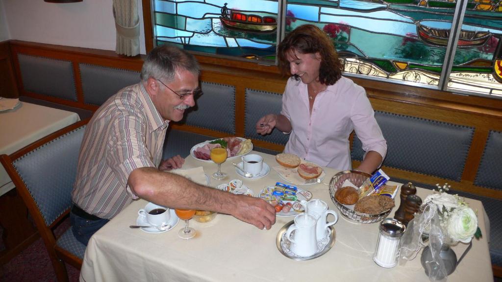 Hotel Binz Bernkastel-Kues Cameră foto